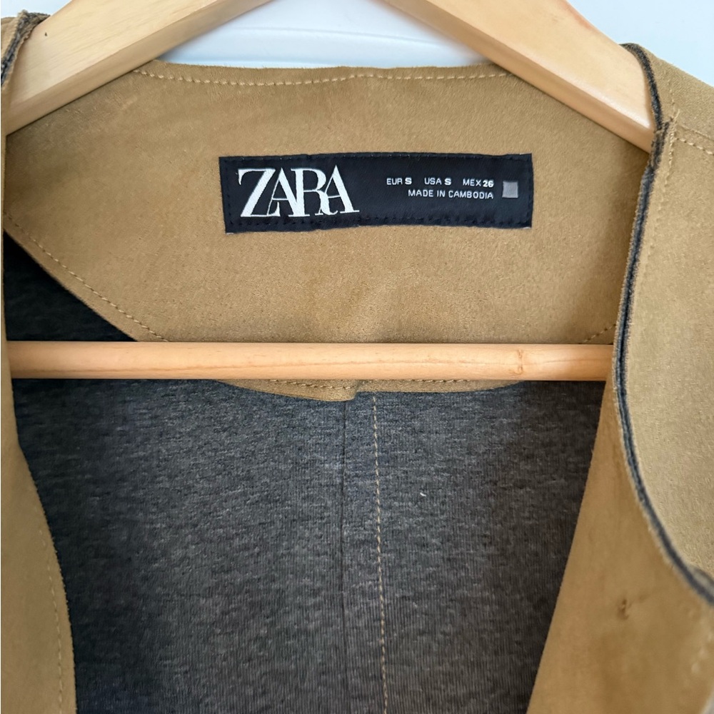 Zara Beige Button-Up Faux Suede Jacket Small NWT - Picture 3 of 5